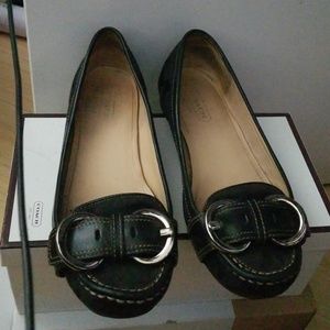 Buckle Flats
